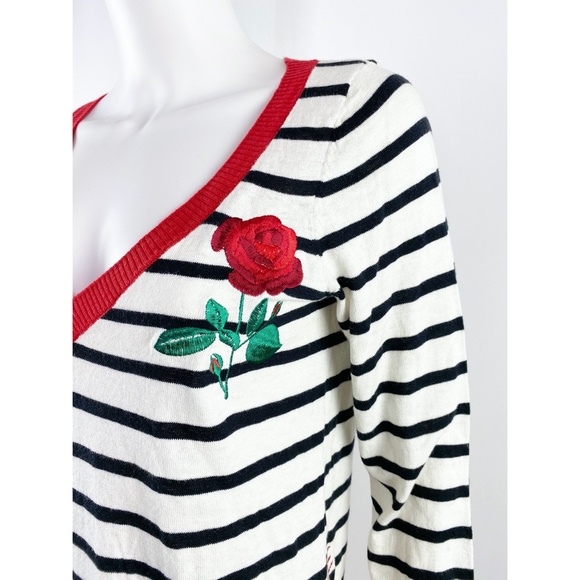 Chaser Black & White Striped Garden Knit Sweater - Picture 6 of 11